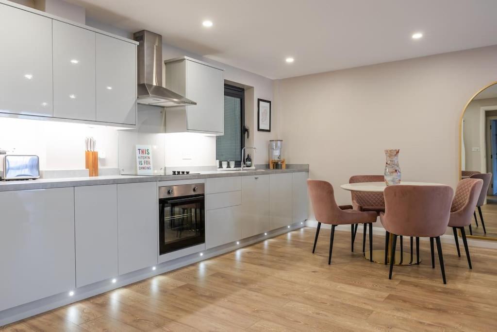 Apartment Boutique Center